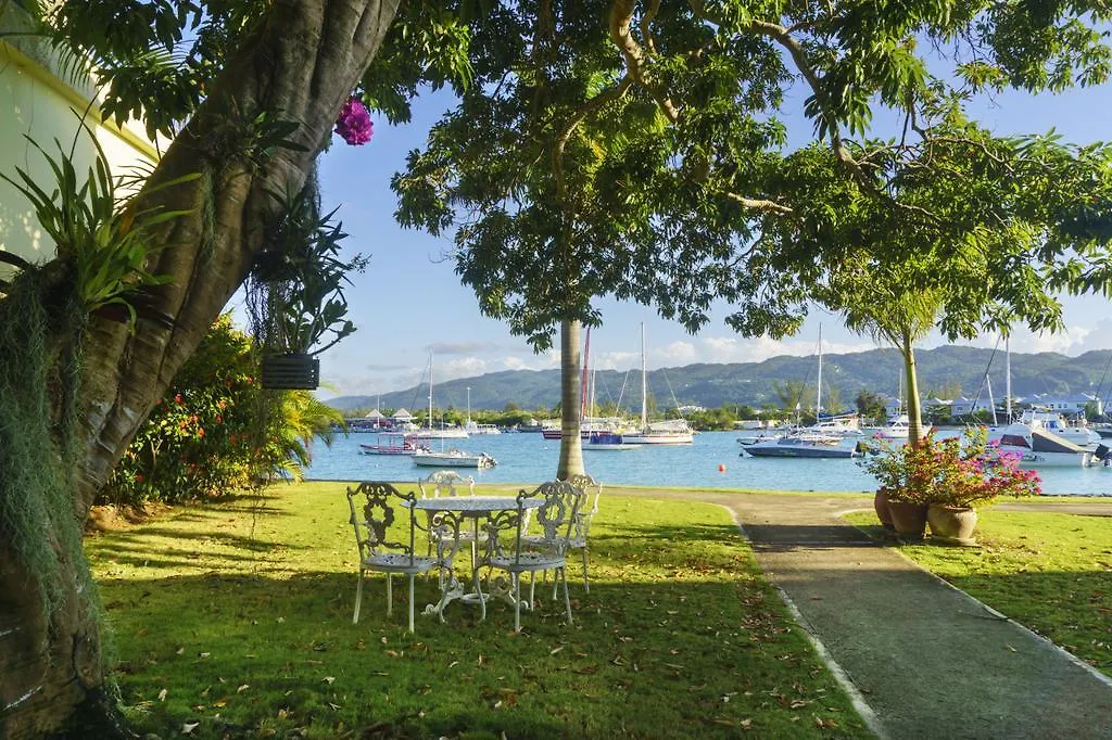 One Love Cozy Studio Seawind On The Bay Montego Bay